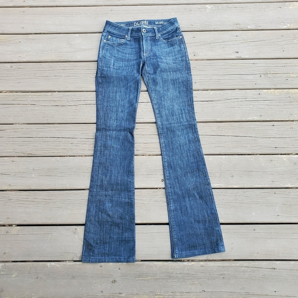 DL1961 Milano Boot 1470 Low Rise y2k Medium Wash 4 Way Stretch Bootcut Jeans - Picture 3 of 8